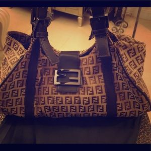 Fendi 👜