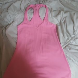 Lululemon tank size 4