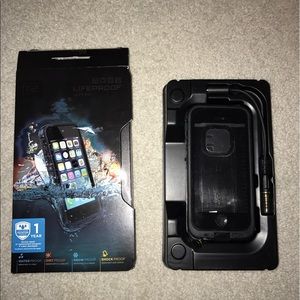 Black lifeproof case