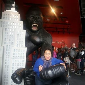 Meet your Posher, Miriam