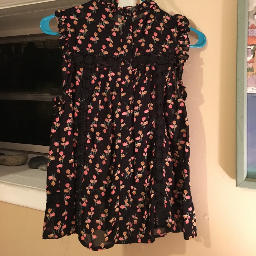 High neck flowy floral top