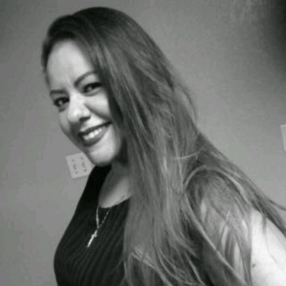 Meet your Posher, Liz