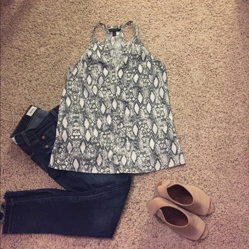 Banana Republic sleeveless top