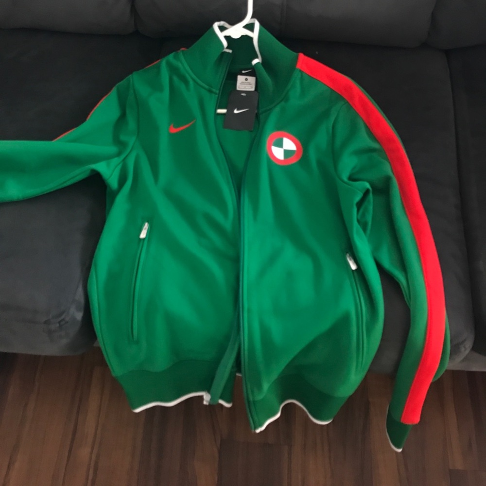 Nike jacket