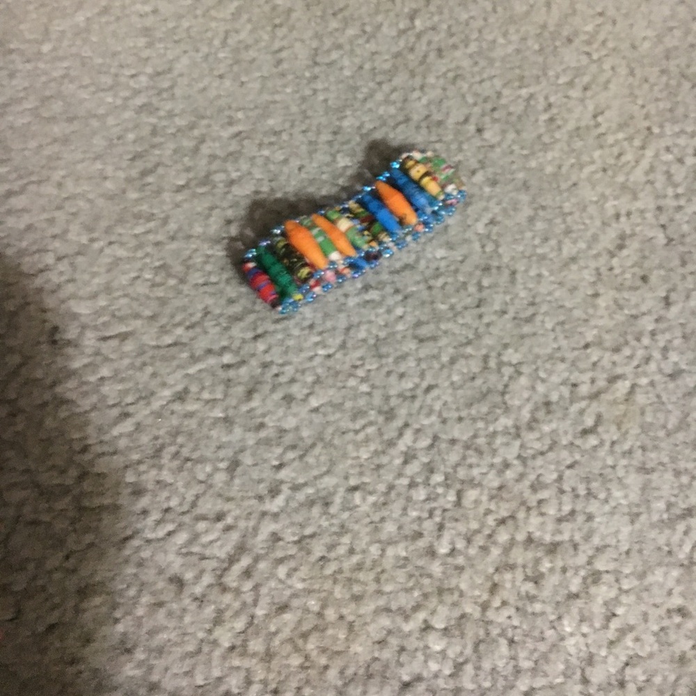 Paper bead bracelet