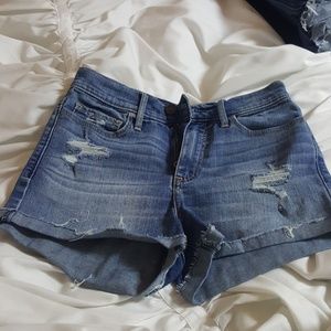 Abercrombie and Fitch high rise short size 2