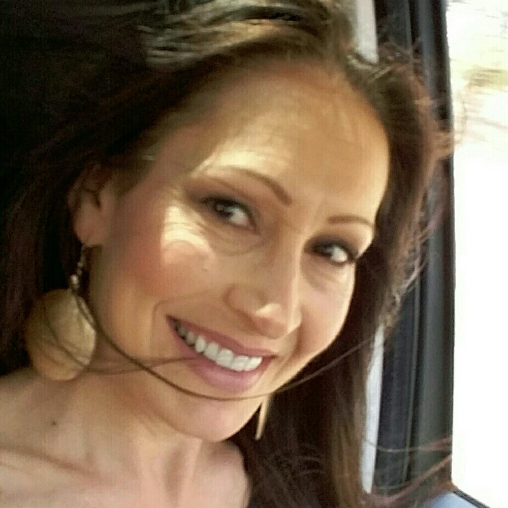 Meet your Posher, Fatima