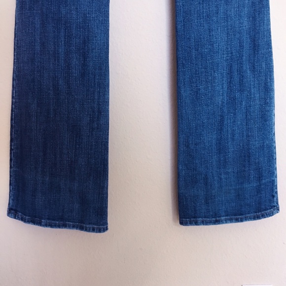 Cello Denim Dark Wash Distressed Jeans Size: 7 - Picture 4 of 4