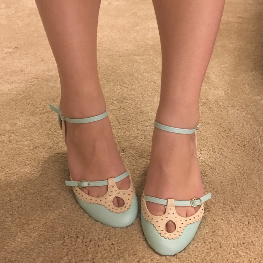Baby Blue Retro Heels