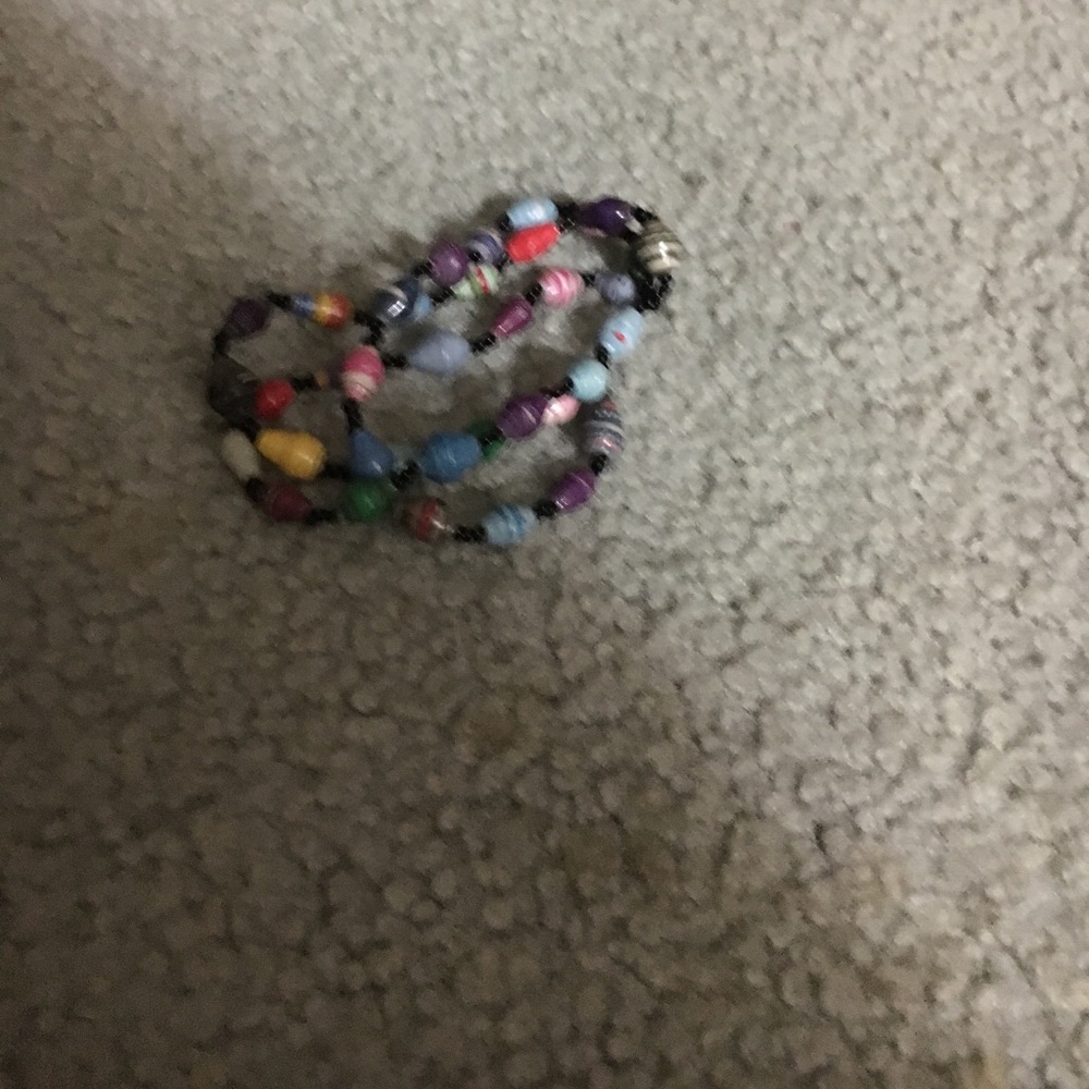 Paper bead bracelet