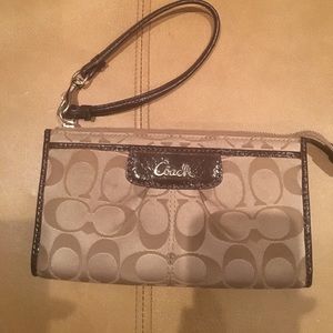 Coach wristlet purse