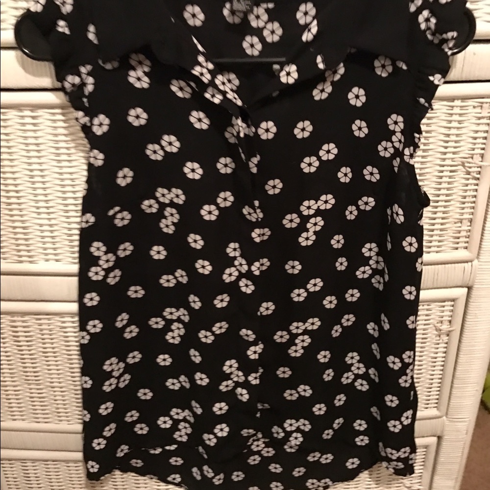 Floral button down - Picture 2 of 3