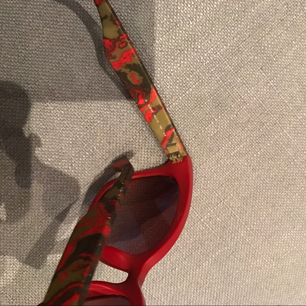 Alexander McQueen sunglasses - Picture 3 of 6