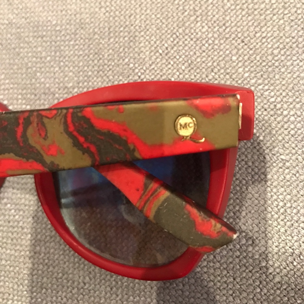 Alexander McQueen sunglasses - Picture 6 of 6