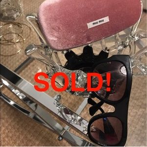 Brand New, Sunglasses