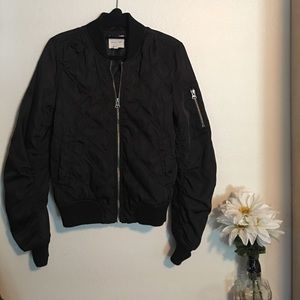 UO Black Bomber 🌚