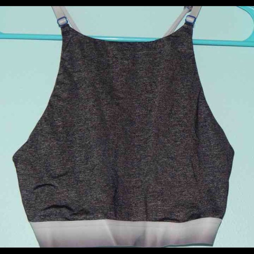 victoria's secret sports bra
