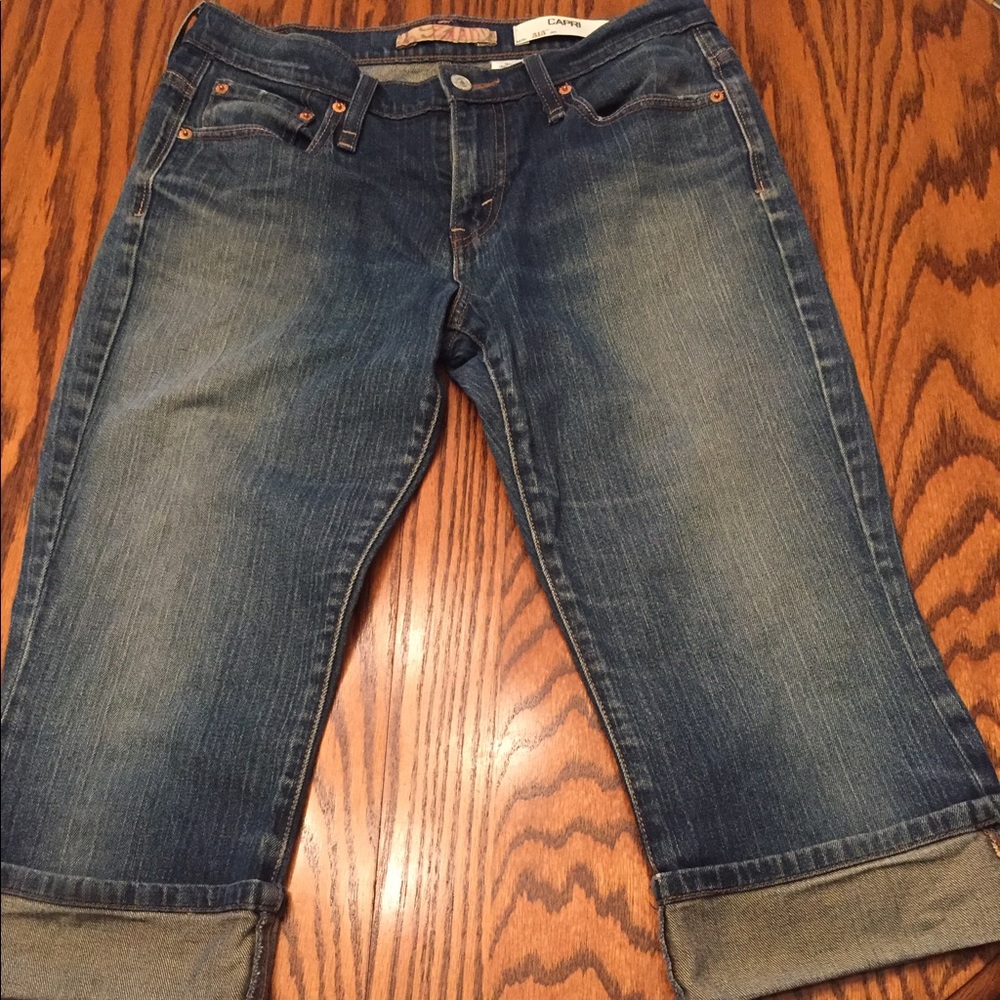 Levi's 515 capris