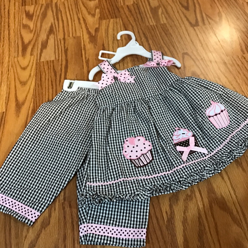 NWT, 18 month cupcake outfit