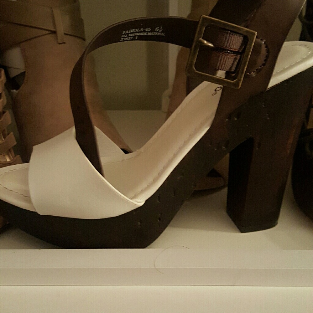 Sandal heels