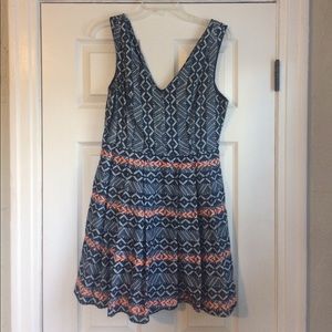 Blue, sleeveless, textile dress