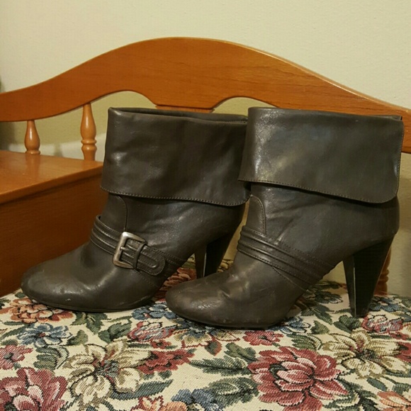 Fabulous Gray Ankle Boots Sz 9 - Picture 4 of 8