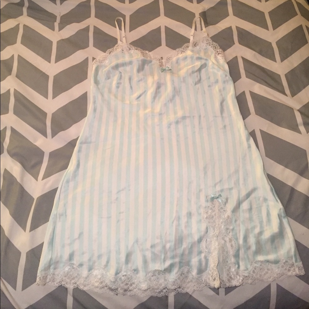 Victoria Secret Lace Trim Satin Slip. Size M. NWT.