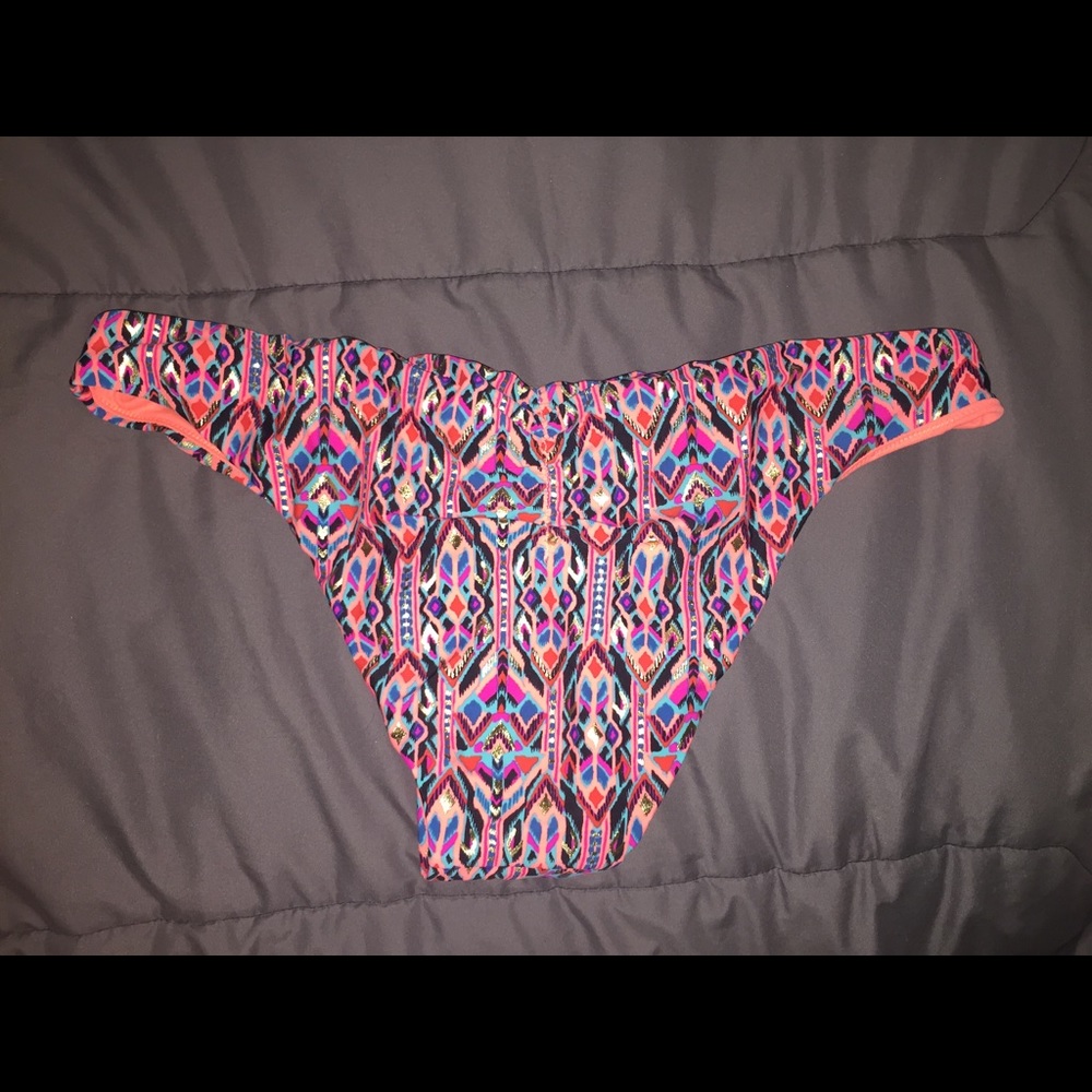 Swim suit bottoms