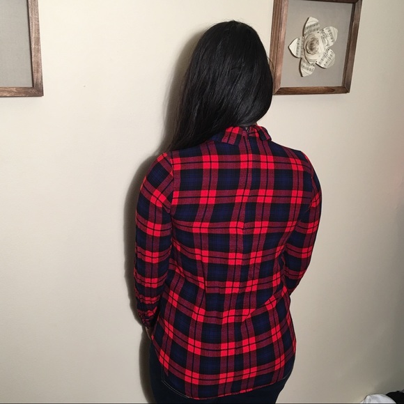 Forever21 Long Sleeve Black and Red Plaid - Picture 2 of 4