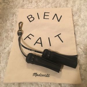 madewell x feed leather tassel (bag included)