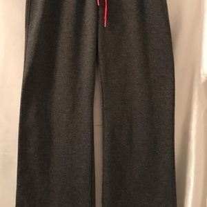 Under Armour semi-fitted sweatpants