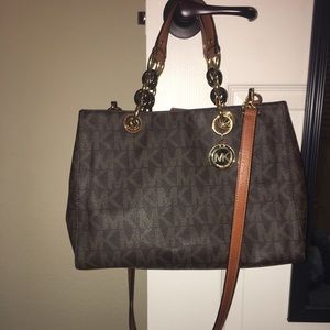 Authentic Michael Kors purse