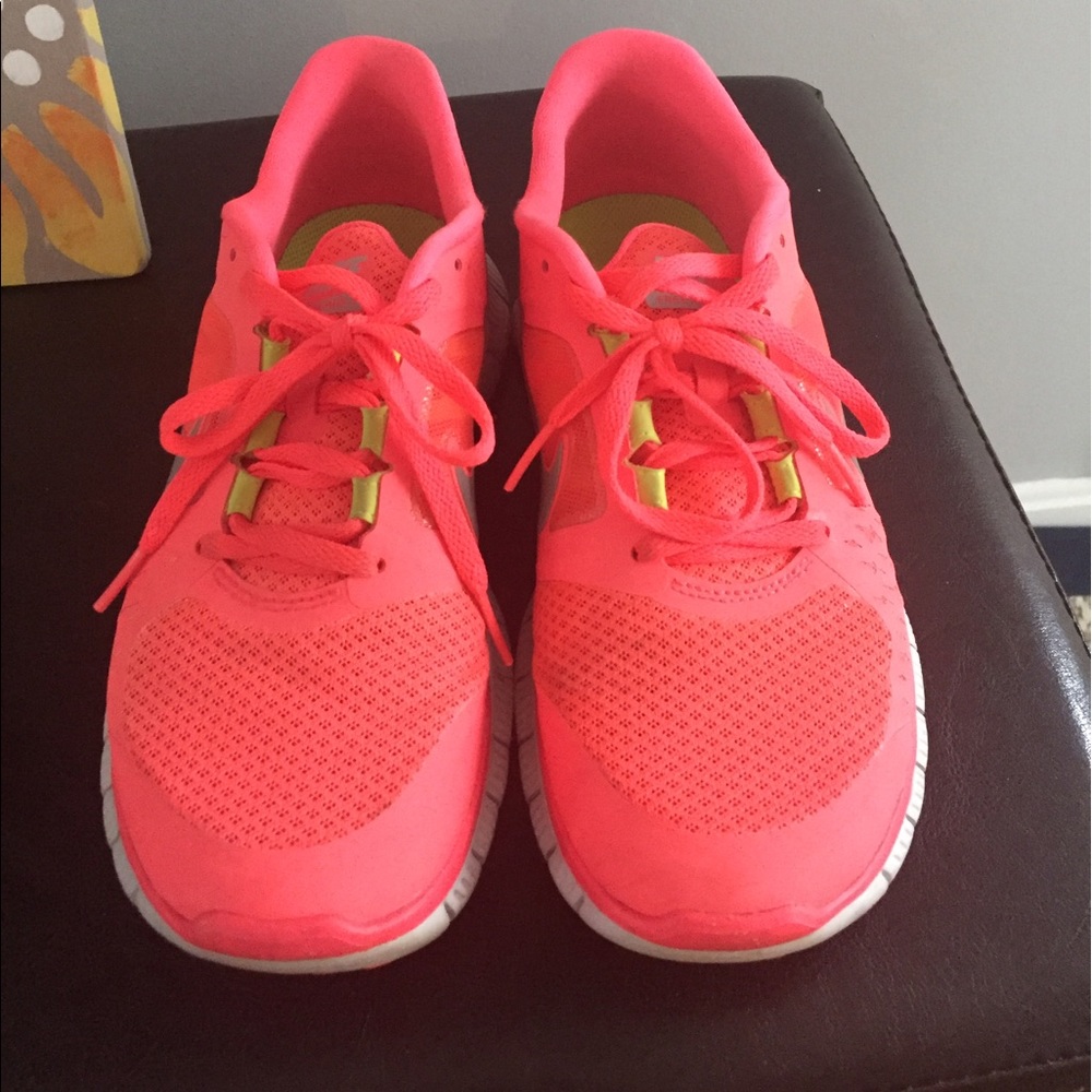 Hot pink Nike Frees