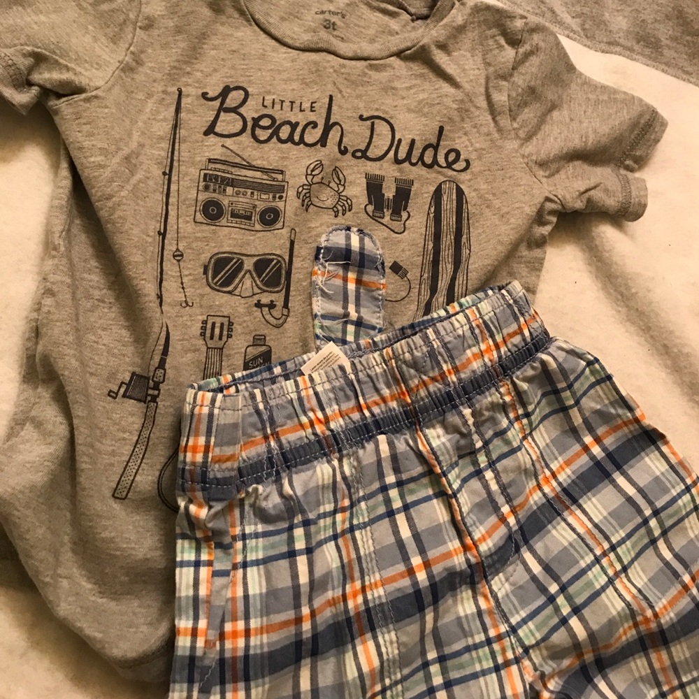 Adorable short set! - Picture 3 of 3