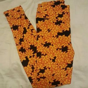 New LulaRoe leggins. Never worn!