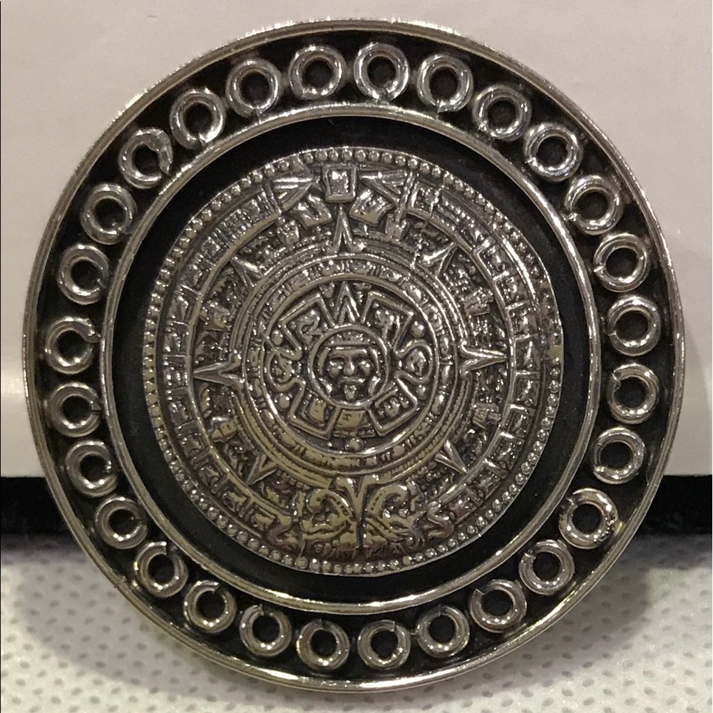 Pin/pendant