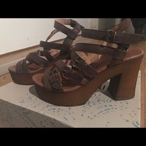 Brand New Musse & Cloud Sandle