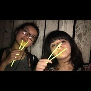 Meet your Posher, Lizzy