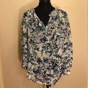 🌷Spring floral blouse🌷