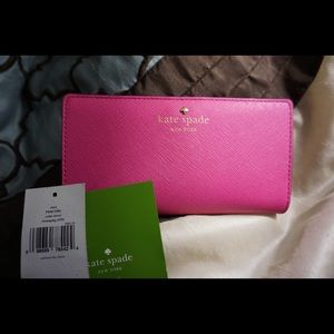 Kate spade fold wallet ! Gently used! 