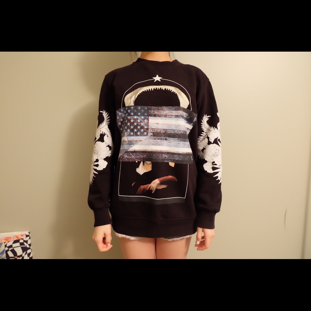 Givenchy Sweatshirt