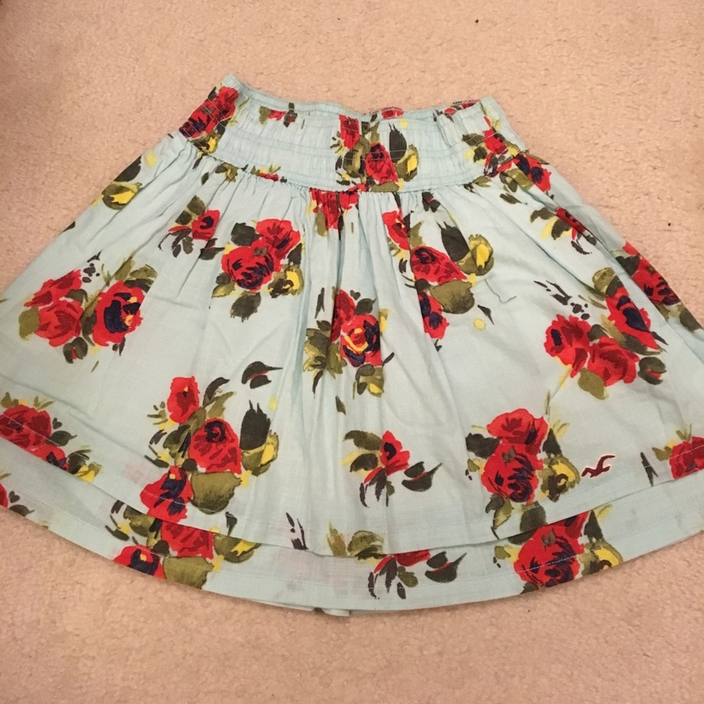 *4/$24* Hollister Sky Blue Floral Skirt