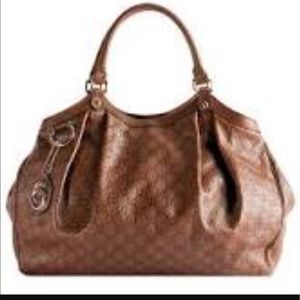 The LARGE Gucci authentic Sukey hobo bag! Large!