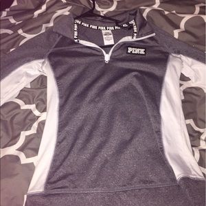 VS PINK ultimate 1/2 zip