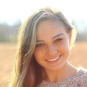 Meet your Posher, Serena
