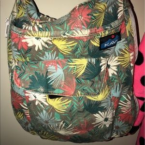 Kavu purse