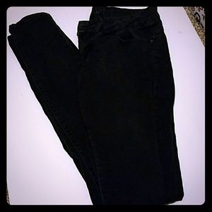 Low cut black jeggings