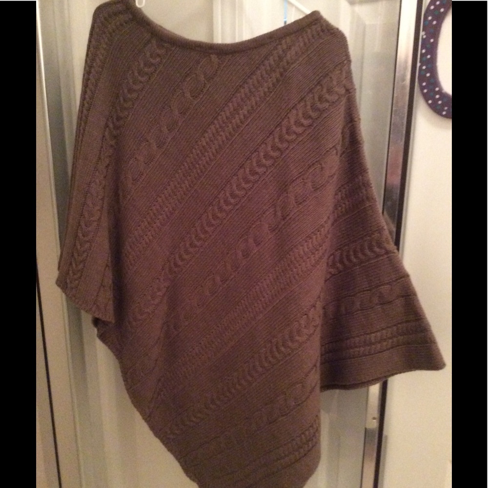Sweater poncho