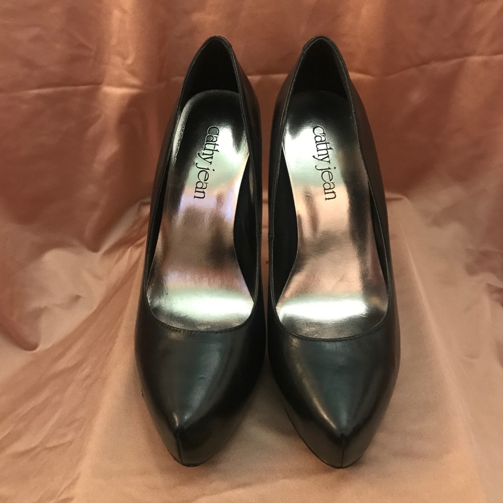 Cathy Jean platform Pointed toe pumps