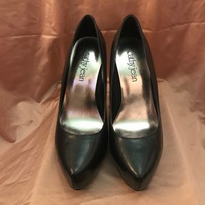 Cathy Jean platform Pointed toe pumps